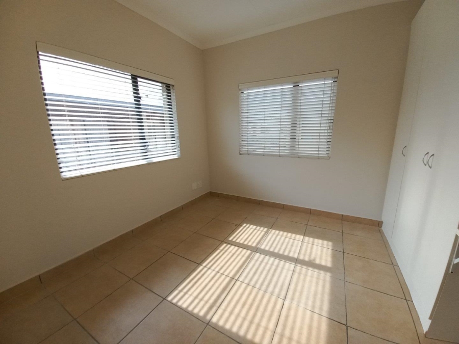 To Let 2 Bedroom Property for Rent in Die Bult North West